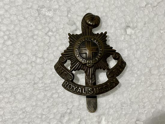 WW1/2 The Royal Sussex Regt O.S.D cap badge