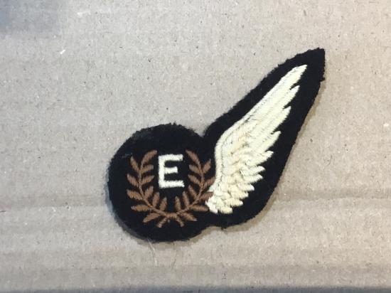 RAF Engineer breast brevet cloth wing