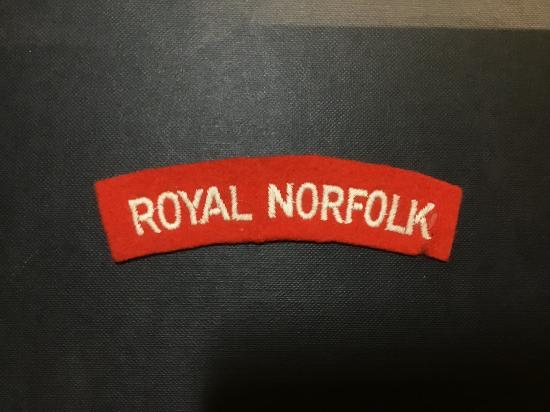 WW2 Royal Norfolk regiment cloth title