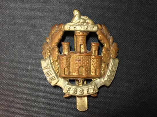 WW1/2 The Essex Regiment B/M cap badge