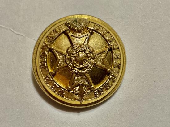 Post 1881 The Royal Sussex Regt, officers gilt button