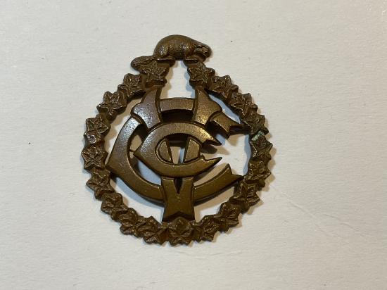 WW1 Officers Canadian Army Veterinary Corps collar badge by Gaunt