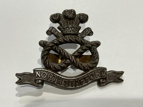 WW1/2 North Stafford Regiment O.S.D cap badge