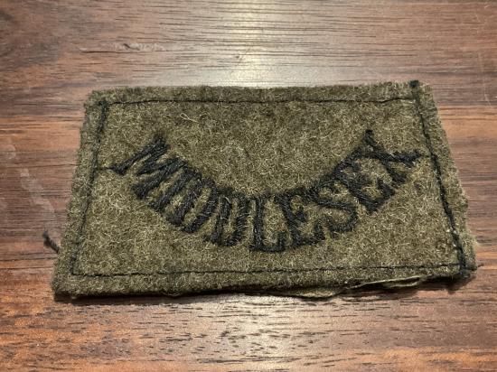 WW2 MIDDLESEX Regiment cloth shoulder slide