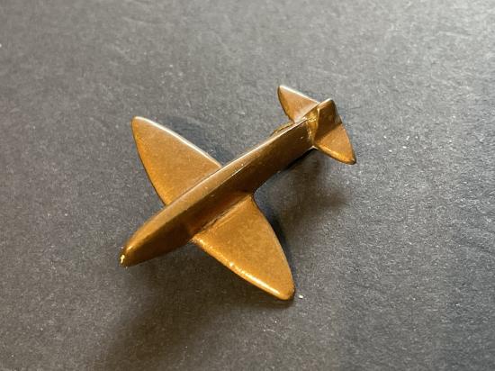 WW2 Fighter plane locally made lapel badge