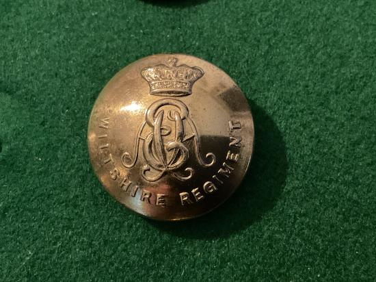 Wiltshire Regiment button, large 27mm size