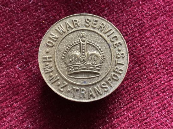 WW1 H.M.N.Z TRANSPORTS ON WAR SERVICE lapel badge
