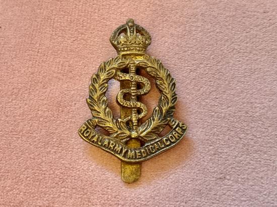 WW1/2 R.A.M.C locally cast brass cap badge
