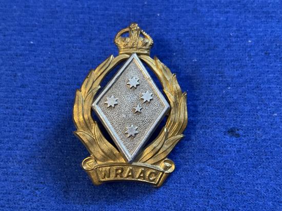 Australian Army WRAAC cap/collar badge