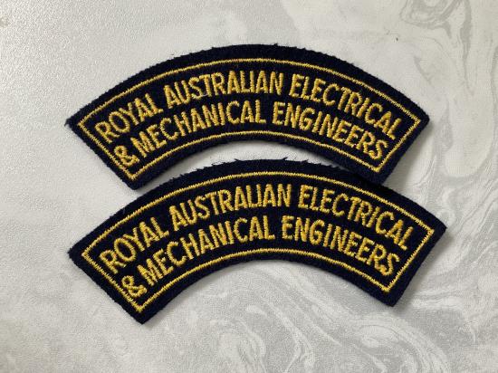 Royal Australian Electrical & Mechanical Engineers shoulder title