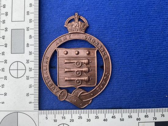 WW2 Australian A.O.C cap badge circa 1930-42