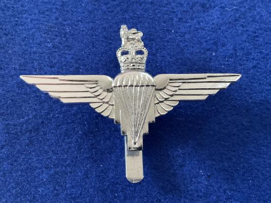 Parachute Regiment anodised cap badge by Gaunt