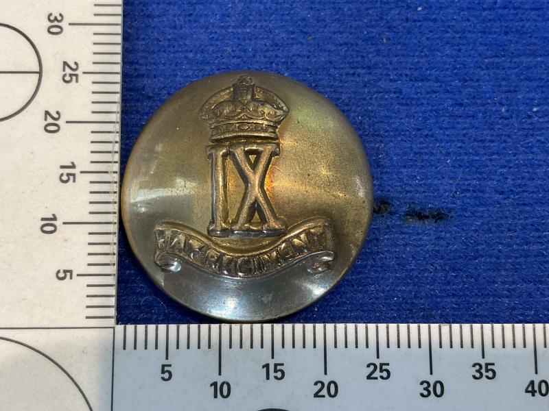 WW2 9TH Jat Regt brass button