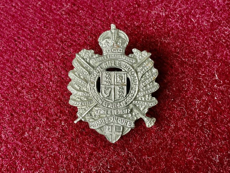 Gradia Militaria WW London Rifle Brigade Sweetheart Badge
