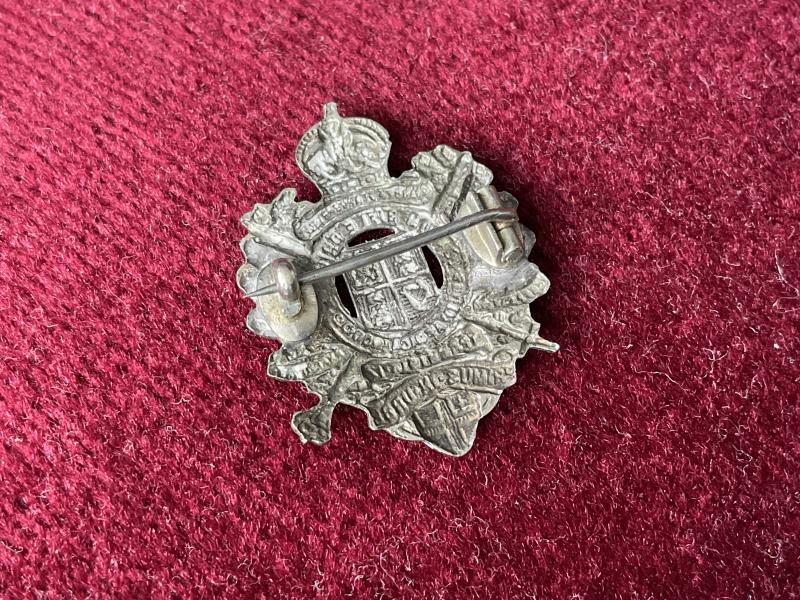 Gradia Militaria WW London Rifle Brigade Sweetheart Badge