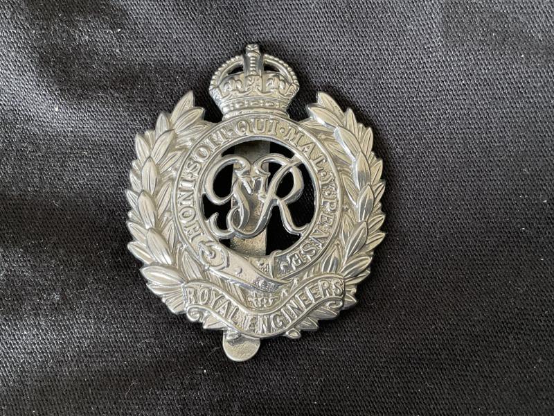 Chrome plated WW2 Royal Engineers cap badge