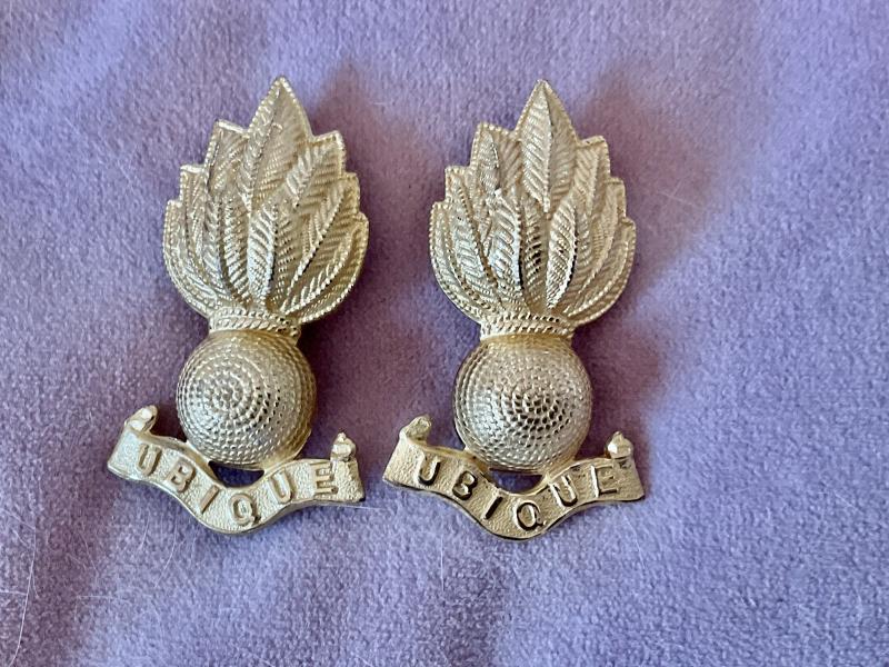 Royal Engineers officers gilded brass collar badges