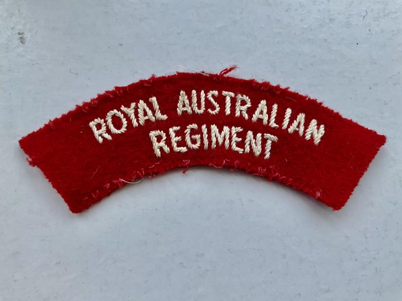 Post 1960s ROYAL AUSTRALIAN REGIMENT cloth title