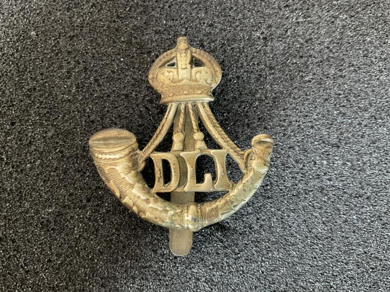 WW1/2 Durham Light Infantry cap badge