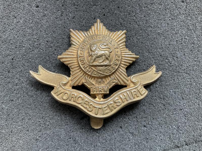 WW1 Worcestershire Regiment cap badge