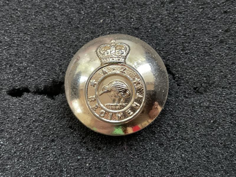 N.Z Regiment anodised button