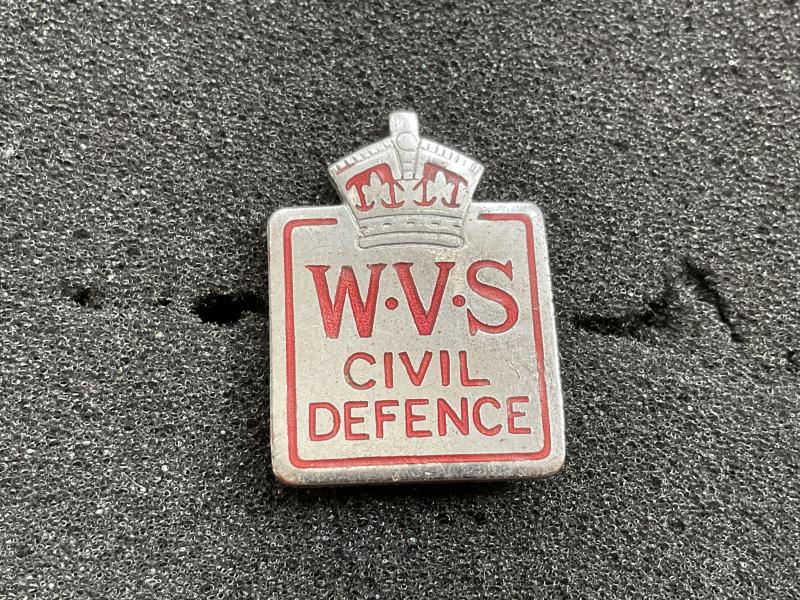 WW2 W.V.S Civil Defence lape/hat badge