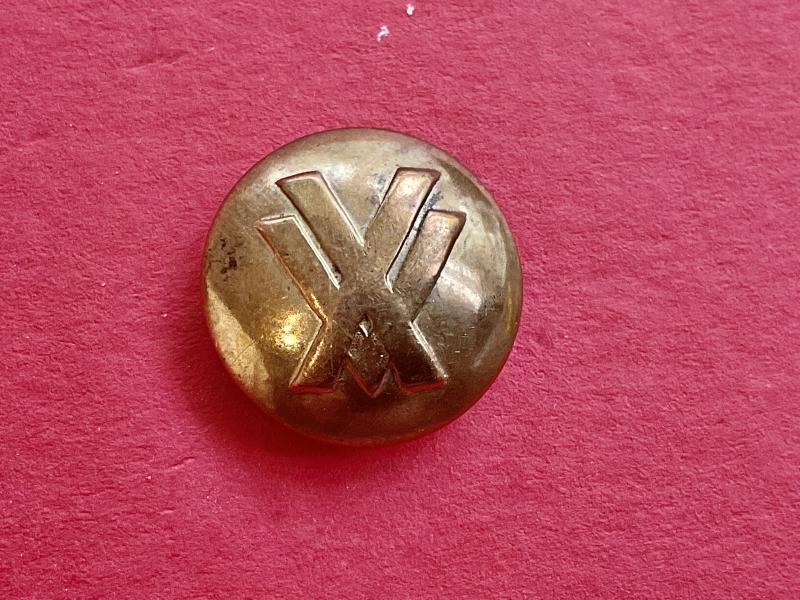 WW2 India Army 15th Lancers brass button