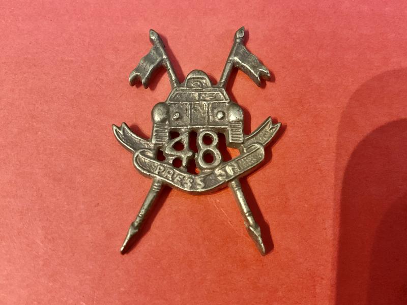 WW2 48TH Indian Armoured Regiment cap badge