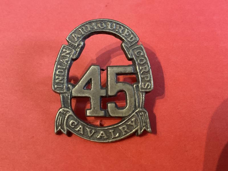 WW2 45th Indian Armoured Corps Cavalry cap badge