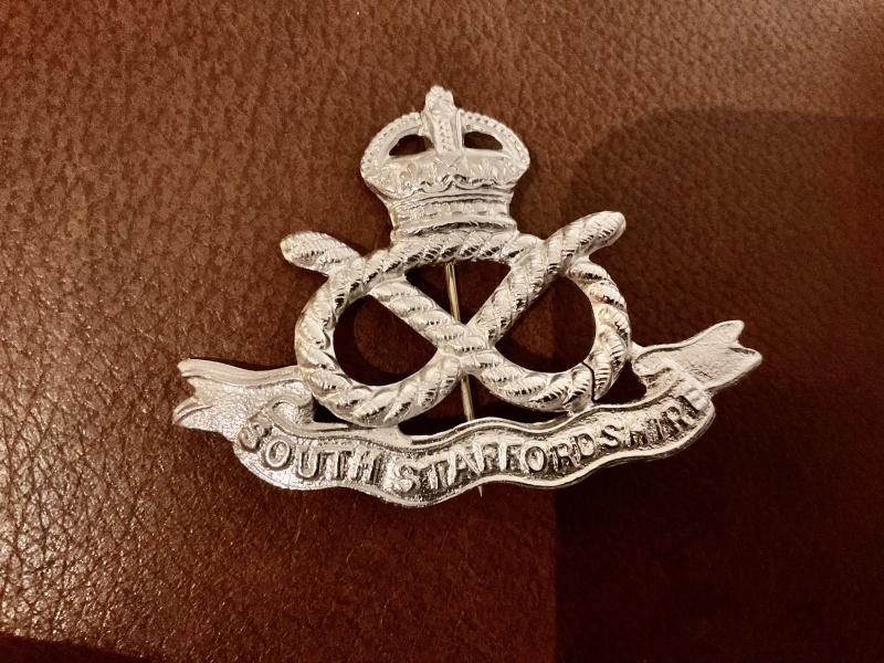 WW2 South Staffordshire Regiment chromed badge