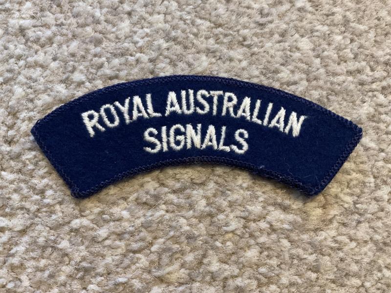 ROYAL AUSTRALIAN SIGNALS cloth title