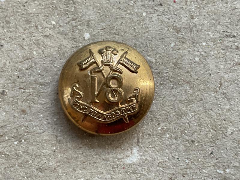 Indian Army 18th K.E.O Cavalry officers hat button