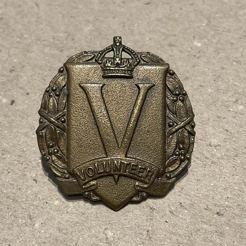 WW2 Australian General Service badge (Volunteer) lapel badge