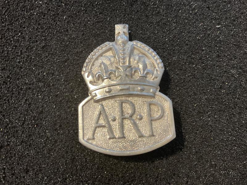 1939 dated silver A.R.P brooch back lapel badge