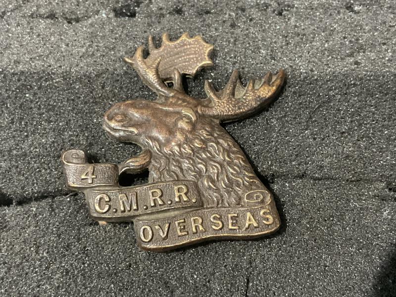 WW1 C.E.F 4th C.M.R.R Overseas collar badge