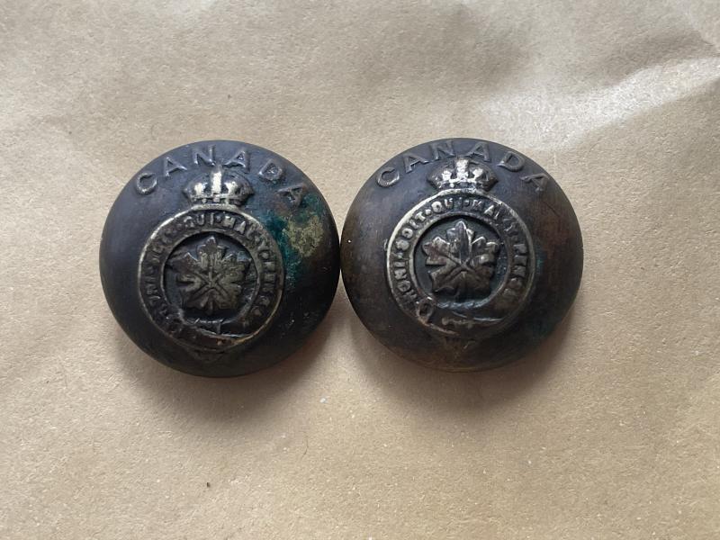 WW1 C.E.F tunic buttons made in England