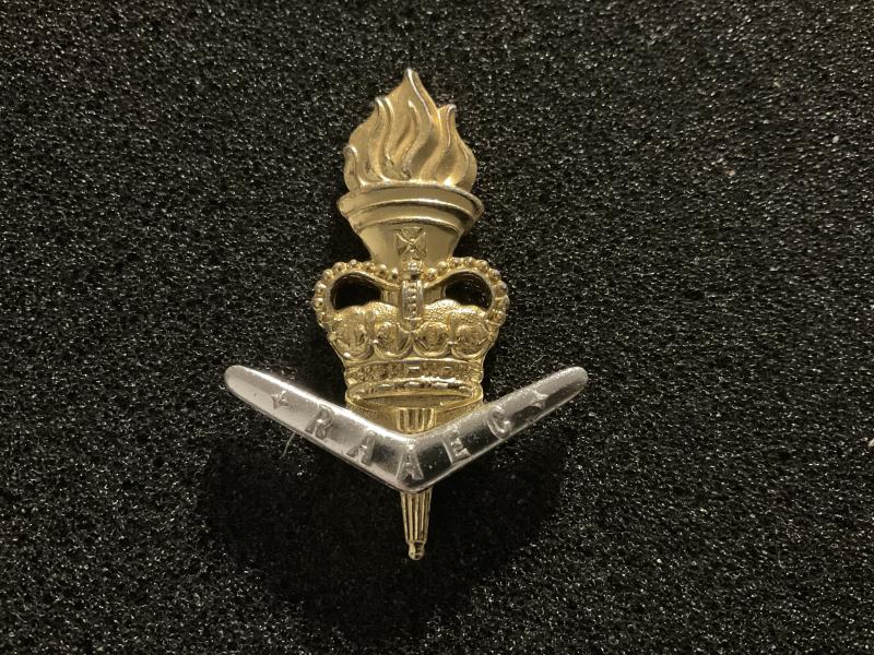 Royal Australian Army Education Corps hat badge