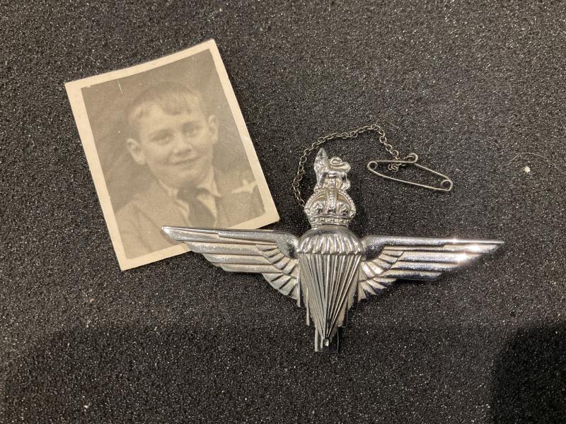 WW2 Parachute Regiment cap badge/ sweetheart
