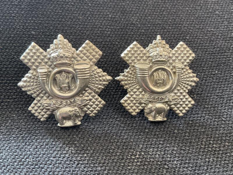 Victorian H.L.I white metal collar badges