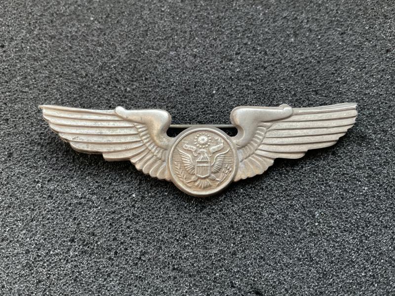 WW2 U.S Aircrew wing by Wallace & Bishop Brisbane