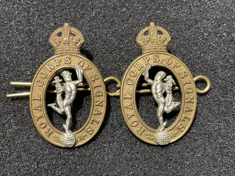 WW2 Royal Corps of Signals collar badges