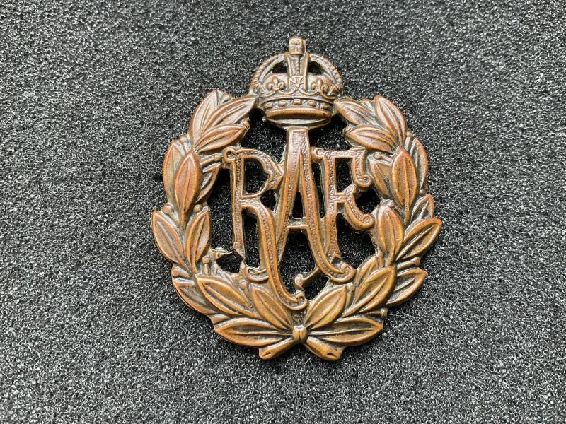 Late WW1 1920s R.A.F other ranks cap badge