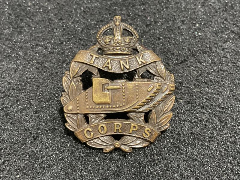 WW1 Tank Corps officers collar badge by Gaunt