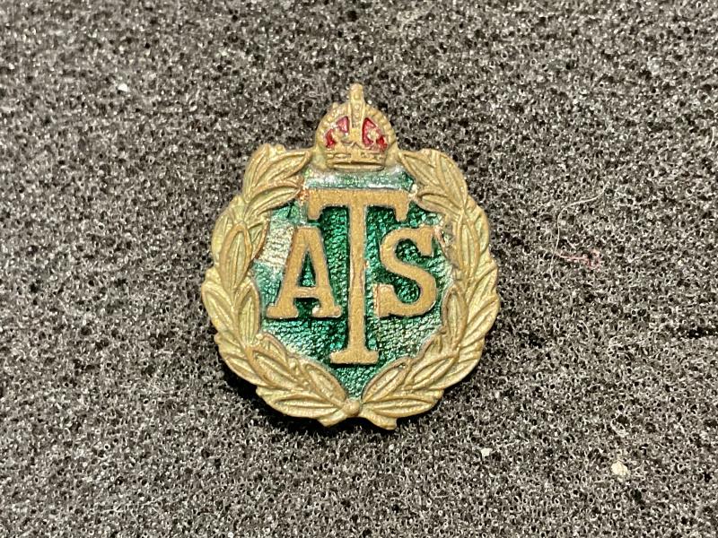 WW2 A.T.S brass and enamel sweetheart badge