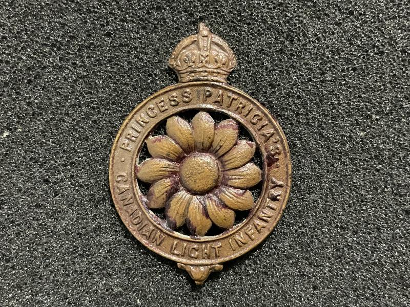 WW1 Princess Patricias Canadian Light Infantry cap badge