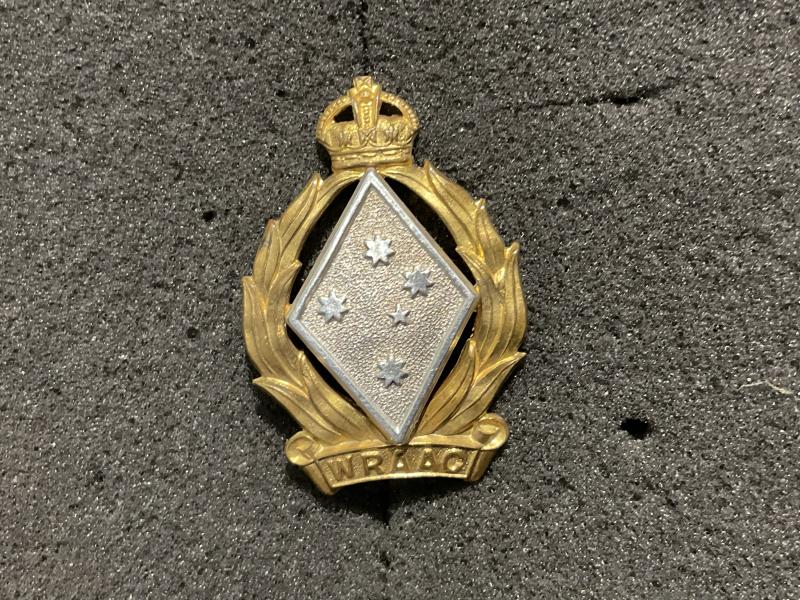K/C Australian WRAAC cap/collar badge