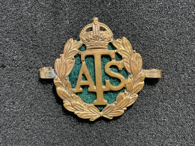WW2 A.T.S Cap badge sweatheart