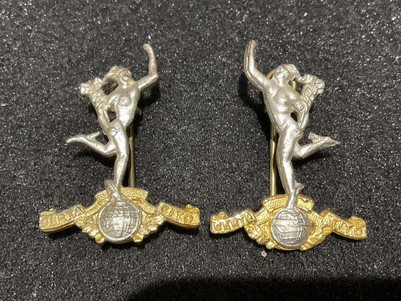 Officers Royal Signals Corps silver/gilt officers collar badges