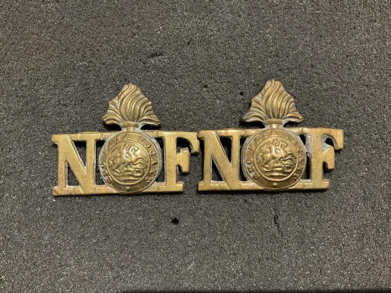 WW1 Northumberland Fusiliers shoulder titles
