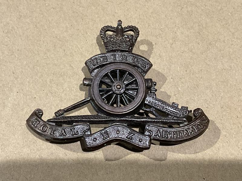Post 1952 Royal New Zealand Artillery O.S.D cap badge